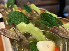 -Chom Cafe and Restaurant