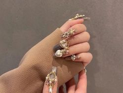 -IDO美甲美睫