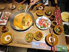 -贵厨酸汤牛肉(小十字店)