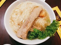 特级龙骨面线汤-松发肉骨茶SongFa(静安嘉里中心店)