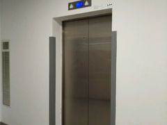 -国家会议中心大酒店-地上停车场