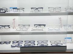 -翰佐蔡司小乐圆·依视路星趣控·暴龙眼镜折扣店