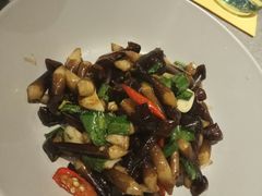 -半山腰·云南菜(侨福芳草地店)