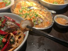 -大头虾越式风味餐厅(光明广场店)