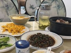 -七的湖·晚芳亭·阳澄湖农家菜·大闸蟹(莲花岛店)