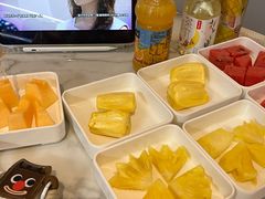 -涨巢·潮玩水疗局