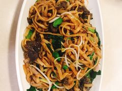 干炒牛河-菜忠潮州牛肉店(岗厦店)