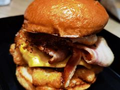 -The Habit Burger Grill 哈比特汉堡(爱琴海店)