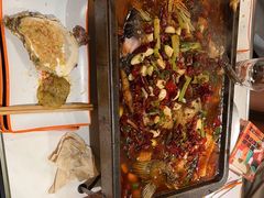 重庆万州烤鱼-宝记烧烤·碳锅羊肉·羊蝎子火锅·夜食社(文体路创始店)