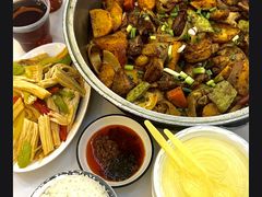 -尕有炕锅烤羊肉