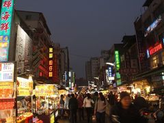 -六合夜市