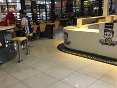 -周黑鸭(北京南站七店)