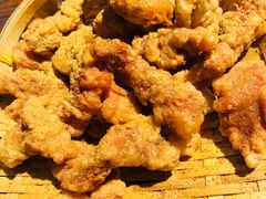 -爆炸头阿姨小四川正宗川味小吃(无任何分店)