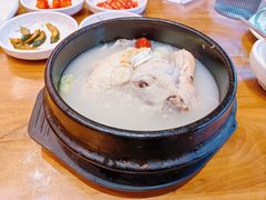 -长寿参鸡汤(朝韩风情街店)