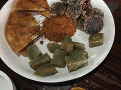 -民食香·腊排骨野生菌美食(木府店)