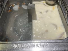 -海底捞火锅(奉化银泰店)
