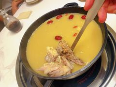 -汤宴·参须肚包鸡(南京路店)