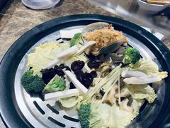 -日进一片海.生腌海鲜火锅.宵夜烧烤(三里屯总店)