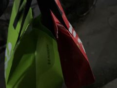-奈雪的茶(M+世纪都会广场店)