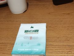 -新白鹿餐厅(银泰西湖文化广场店)