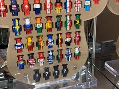 -泡泡玛特POPMART(侨福芳草地店)