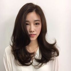 -变画·发型STUDIO