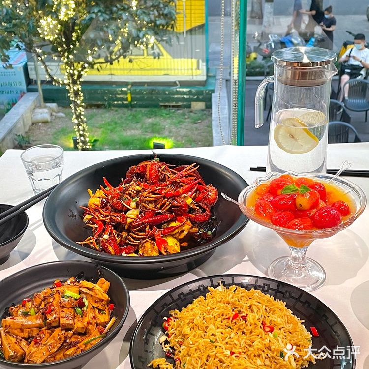 听说是小龙虾必吃夜宵店❗️