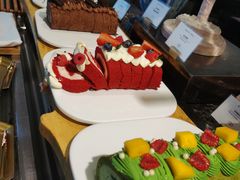 -圣丰索菲特·2 On 988 Café 自助餐厅