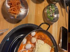 -源味屋韩式火锅&炸鸡(鼎城当代商城店)