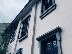 -也枫·小黄楼(南山路旗舰店)
