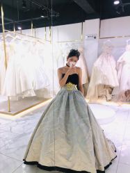 -索菲亚婚纱摄影