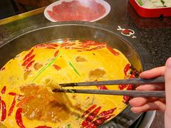 -三个四川人火锅(华联商厦店)