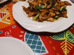 -楼兰古丽新疆菜(钟楼景观店)