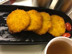 -新大咀港式茶餐厅(宝山万达店)