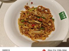 -绿草地·湘菜(7mall店)