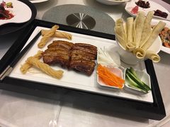 -双子楼大酒店(城开国际写字楼店)