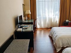 -汕头金海湾大酒店(龙眼南路美食街万象城店)