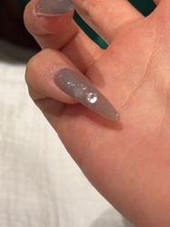 -小四撸猫美甲咖