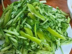 老虎菜-宝瑞门钉肉饼店