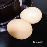 韭黄炒鸡蛋，香气又好吃，对身体有好处。