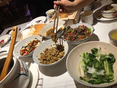 -老湖南民间菜·牛肉十八炒(花都店)