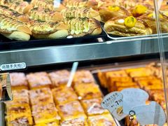 -Caidie Bakery采蝶轩(百越店)