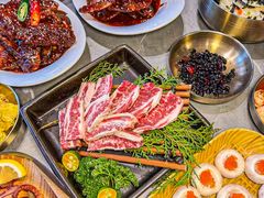 -草家酱蟹炭火烤肉店(珲春南路一店)