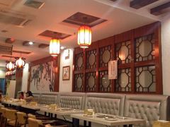 大堂-泉福居酱骨头自助广场(南大街商业步行街店)
