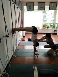 -成都阿难陀艾扬格瑜伽中心