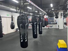 -FIGHTMAN格斗俱乐部(长宁临空店)