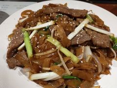 干炒牛河-老广酒楼(樱花店)