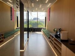 -Z&B Fitness Studio·Gym(前滩L+PLAZA店)