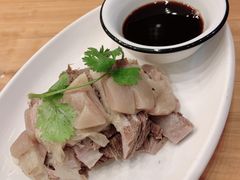 -侬佳蒸菜馆(听潮店)