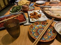 -洱火云南酸菜牛肉火锅(石景山当代商城店)